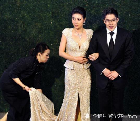 郭晶晶夫妇低调现身李兆基丧礼，彰显情深义重